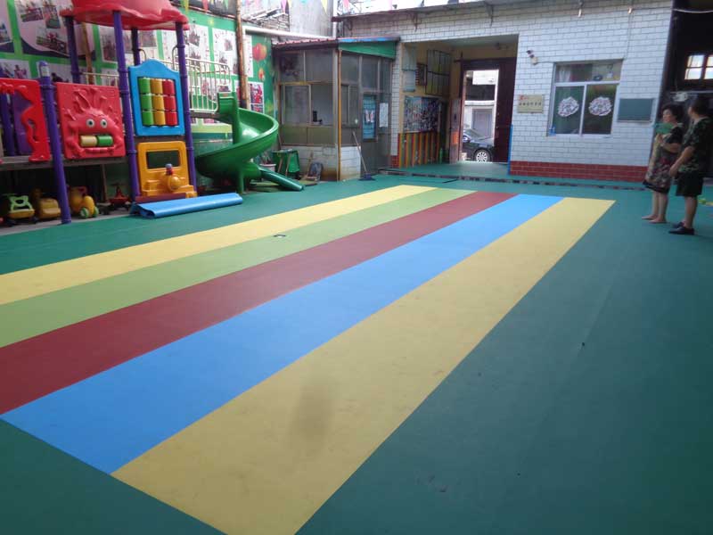 山西省运城市幼儿园室外香蕉成人在线视频
